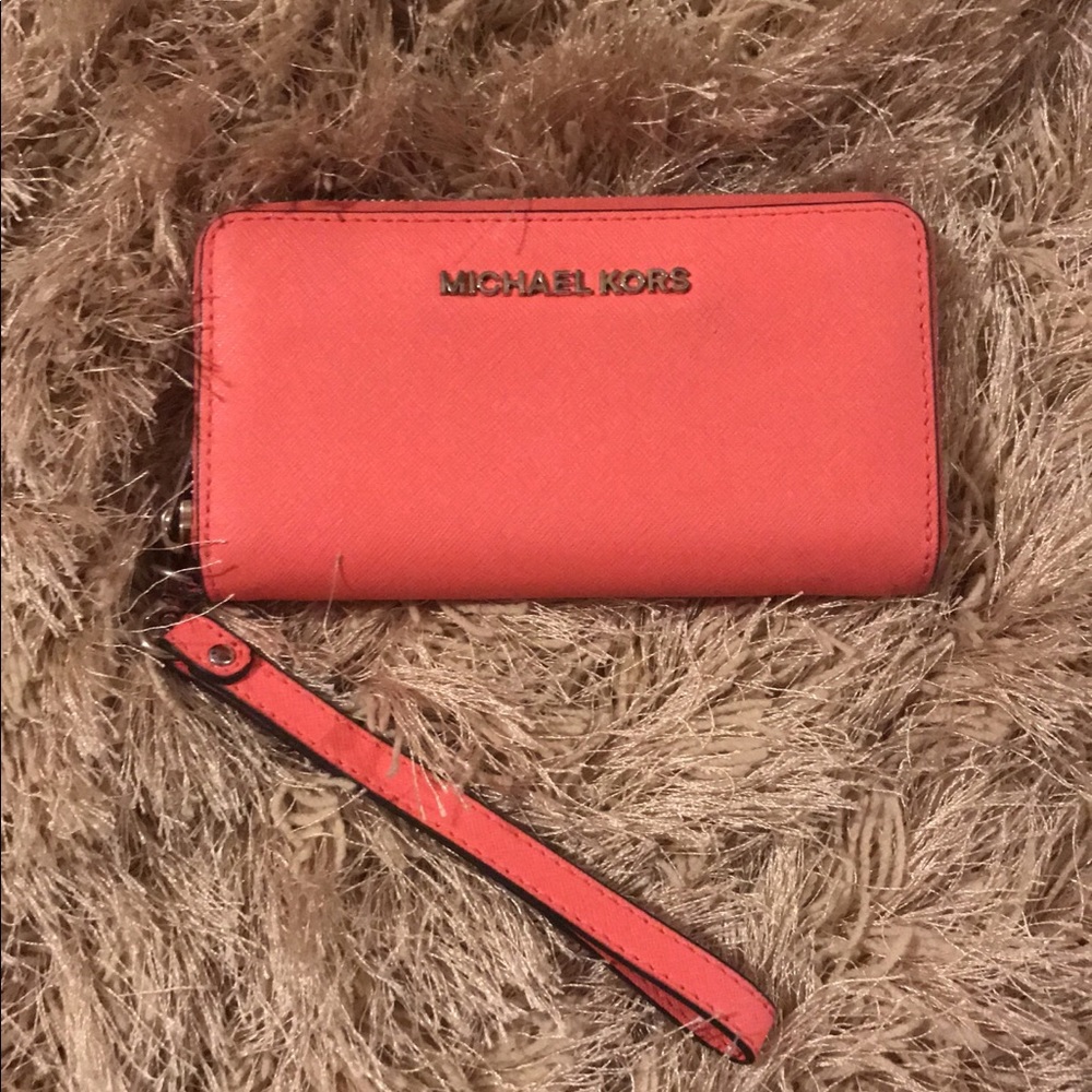 Michael Kors wristlet